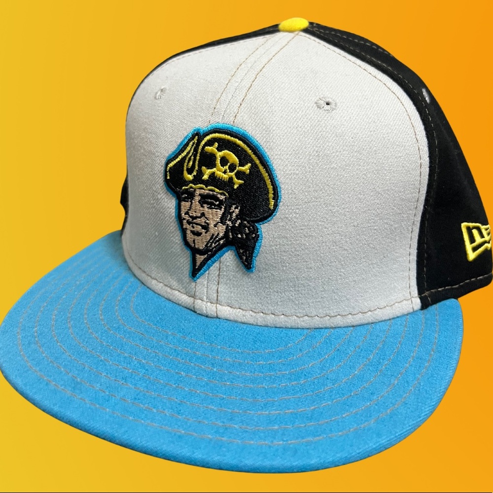 New Era Pirates hat Sz 7 3/8